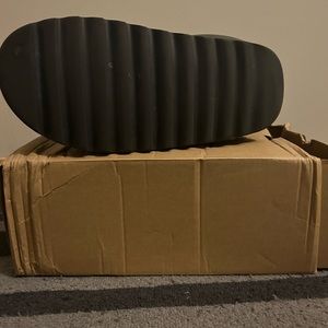 Adidas Yeezy Slide Onyx - 11 US MENS